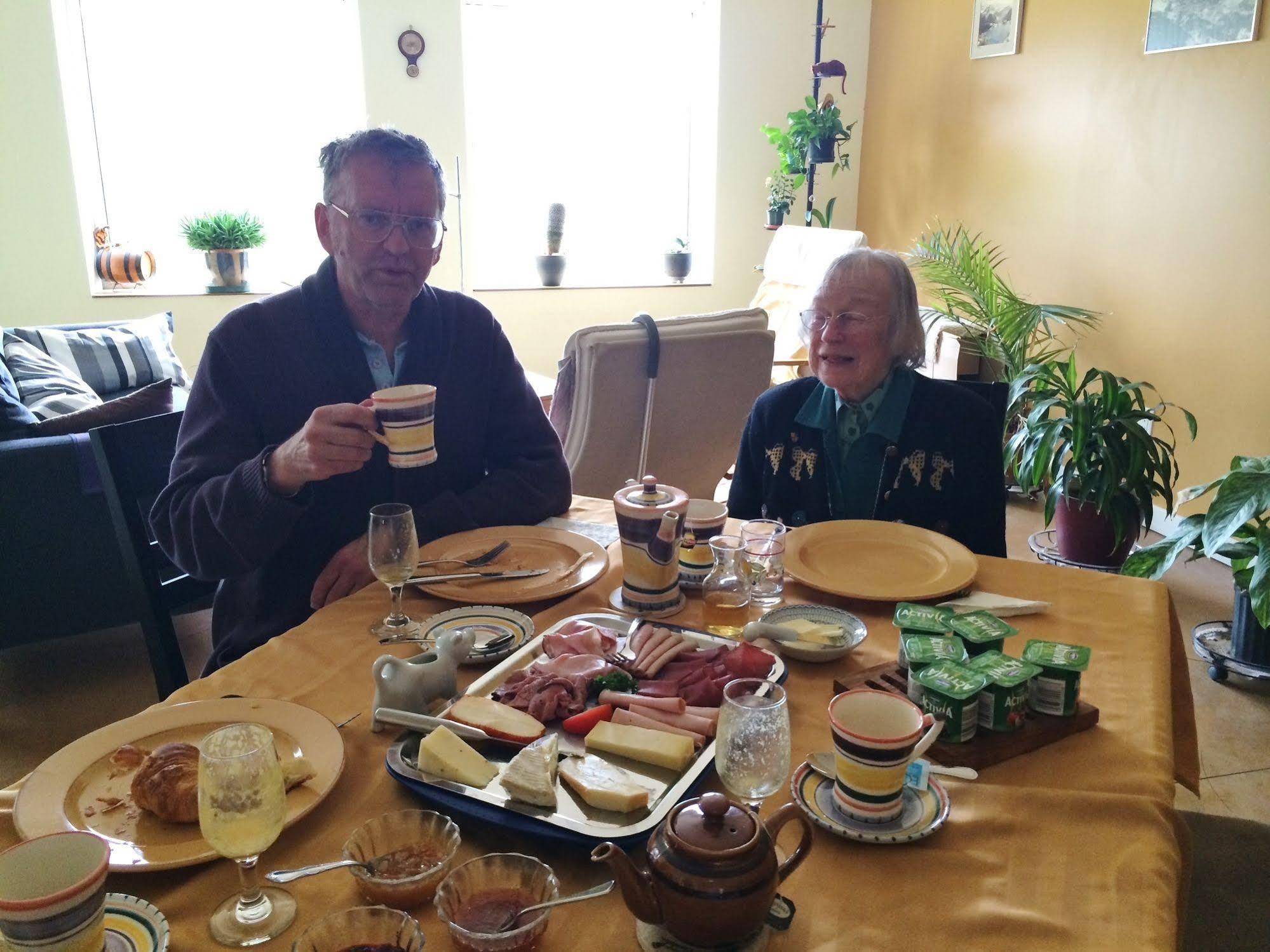 Baergnaescht B&B อซูยูส ภายนอก รูปภาพ